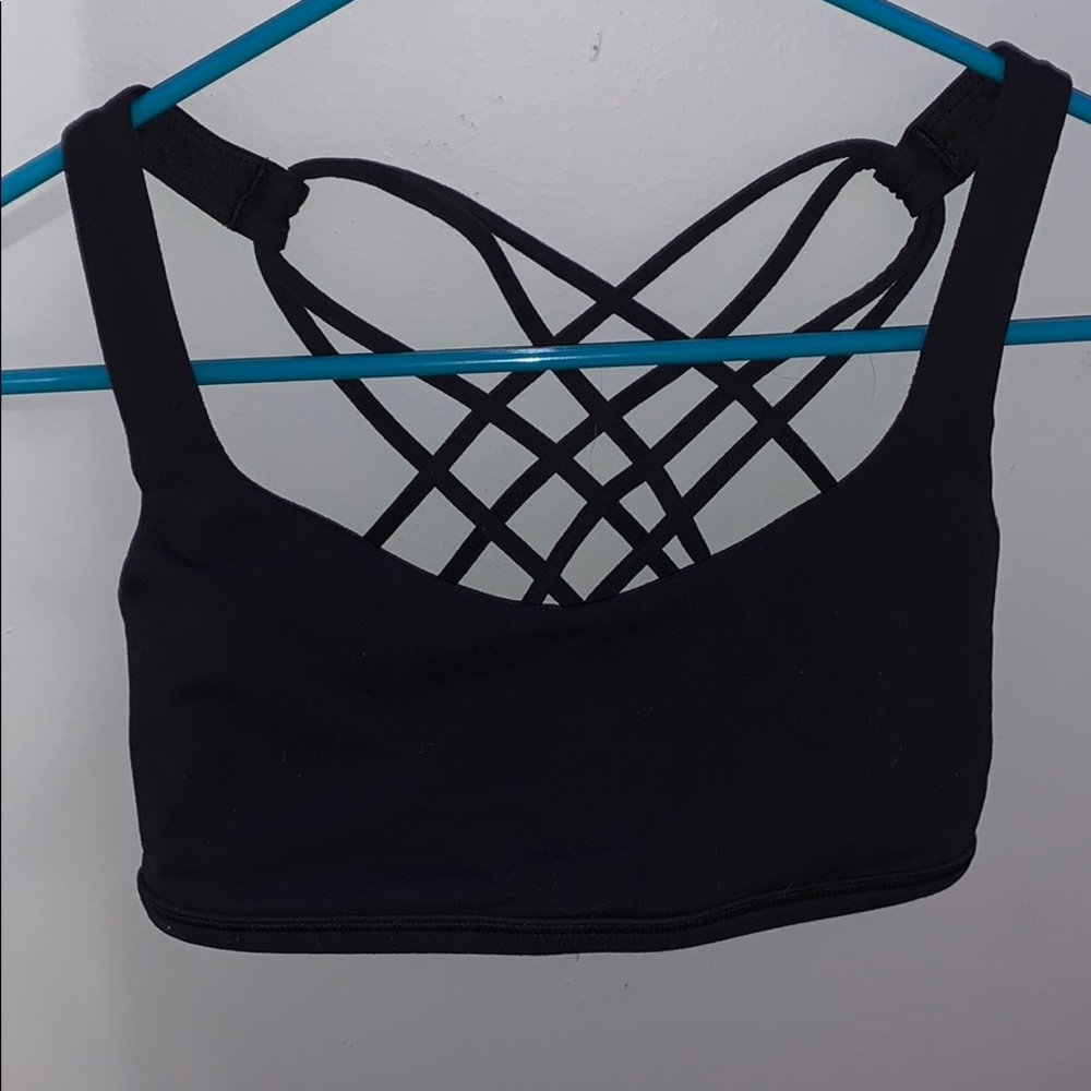 Lululemon sports bra